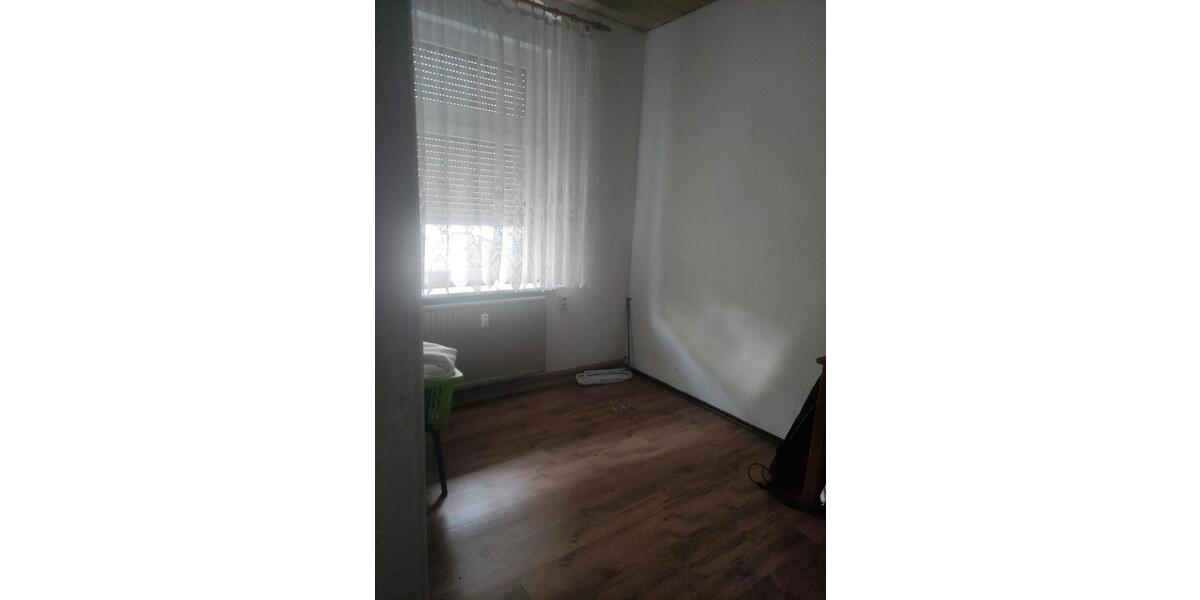 Mehrfamilienhaus, Wohnhaus Netzschkau - 4 Zimmer, 147 m&sup2;, 65.000&euro; | Angebot:24306710