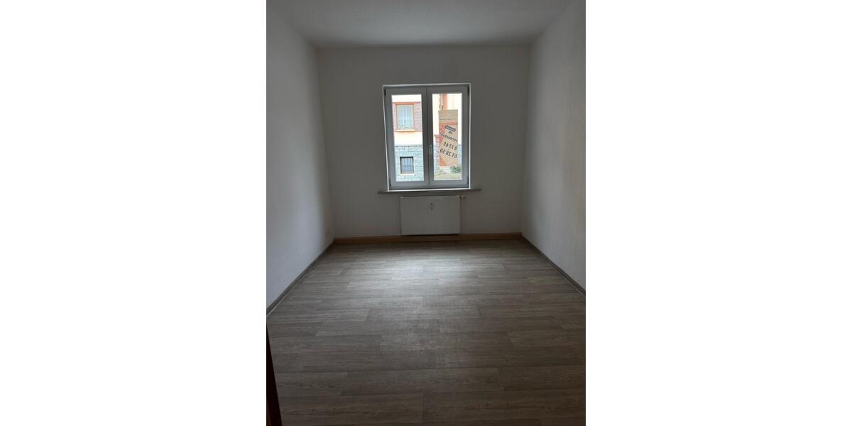 Erdgeschoßwohnung Greiz - 3 Zimmer, 66 m&sup2;, 380&euro; | Angebot:25224307