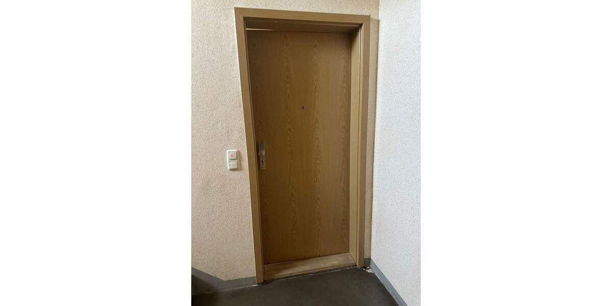 Etagenwohnung Netzschkau - 2 Zimmer, 61 m&sup2;, 310&euro; | Angebot:25864440