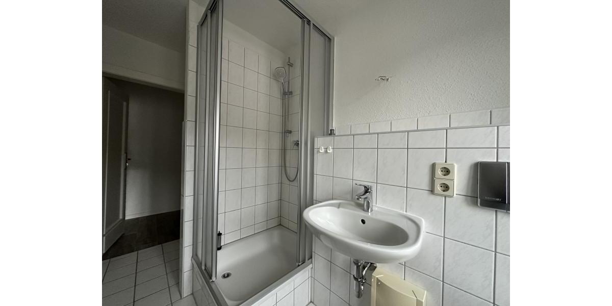 Etagenwohnung Plauen Altstadt - 2 Zimmer, 49 m&sup2;, 230&euro; | Angebot:24583510