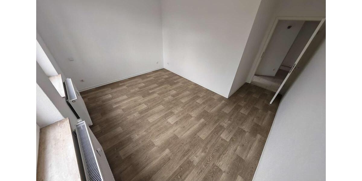 Etagenwohnung Plauen Alt Chrieschwitz - 3.5 Zimmer, 98 m&sup2;, 530&euro; | Angebot:25322161