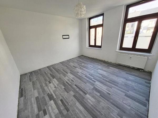 Etagenwohnung Reichenbach im Vogtland - 5 Zimmer, 124 m&sup2;, 580&euro; | Angebot:25753765