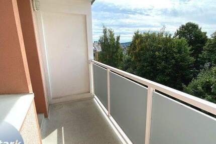 Wohnung Plauen Westend - 2 Zimmer, 50 m&sup2;, 270&euro; | Angebot:25691963