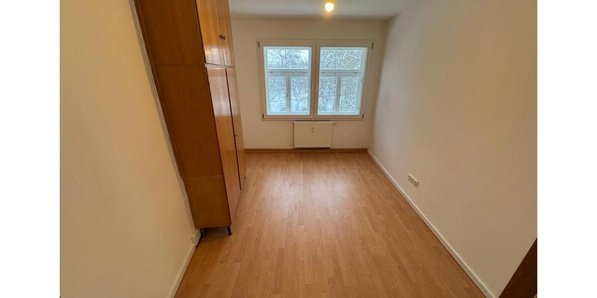 Etagenwohnung Hof Altstadt - 4.5 Zimmer, 100 m&sup2;, 850&euro; | Angebot:26000190