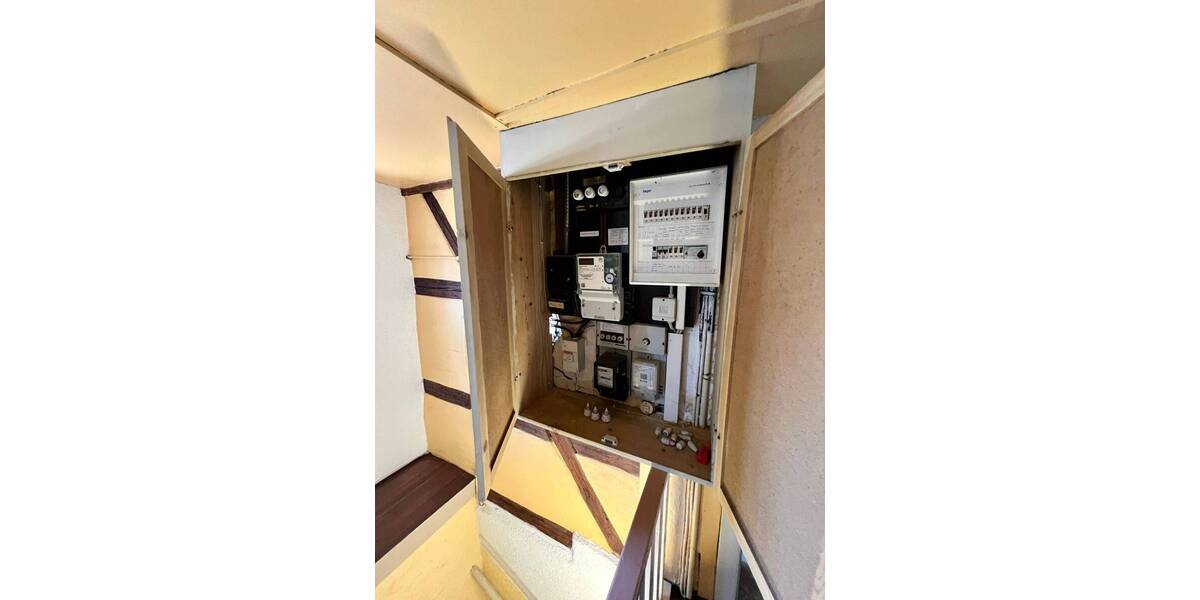 Einfamilienhaus Neustadt Poppengrün - 7 Zimmer, 110 m&sup2;, 93.000&euro; | Angebot:26247761