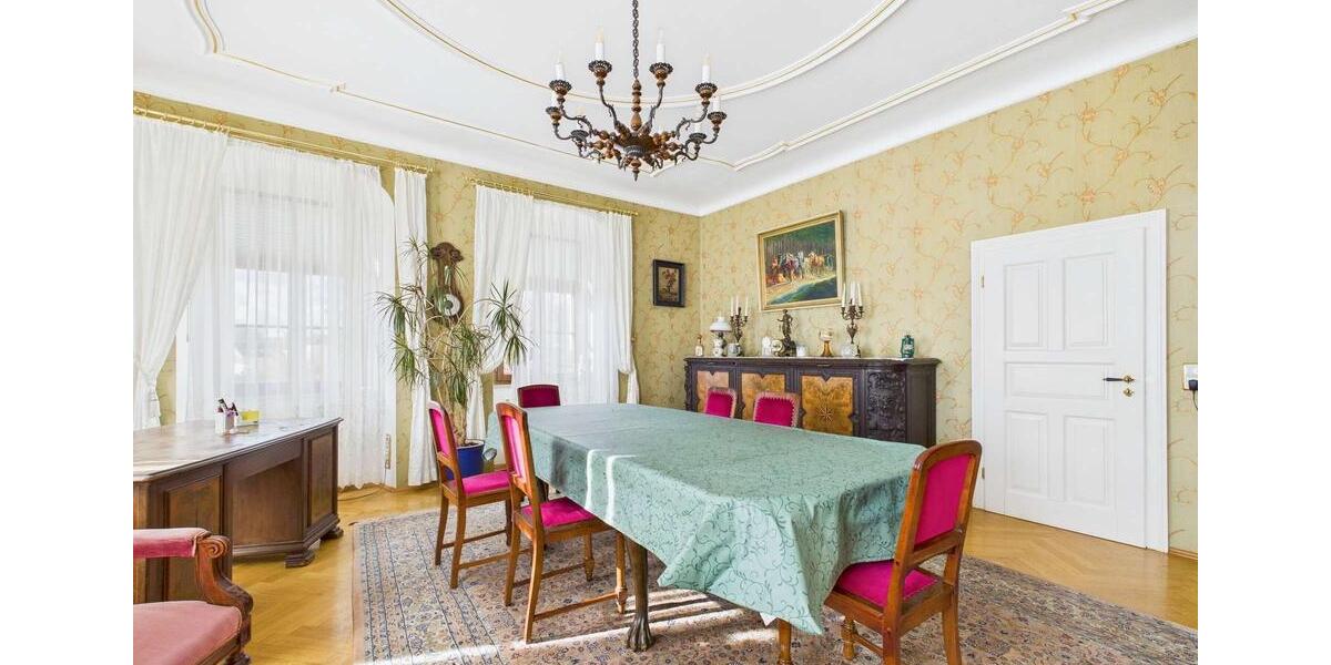 Etagenwohnung Lengenfeld - 3 Zimmer, 161 m&sup2;, 795&euro; | Angebot:23472963