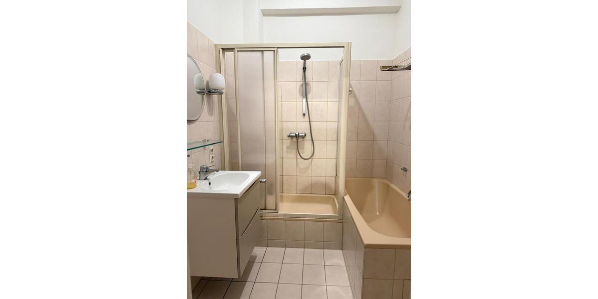 Etagenwohnung Hof Altstadt - 5 Zimmer, 131 m&sup2;, 795&euro; | Angebot:25292583