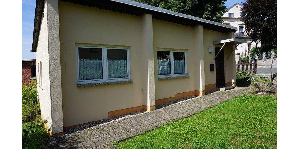 Einfamilienhaus Markneukirchen - 9 Zimmer, 245 m&sup2;, 185.000&euro; | Angebot:25662090