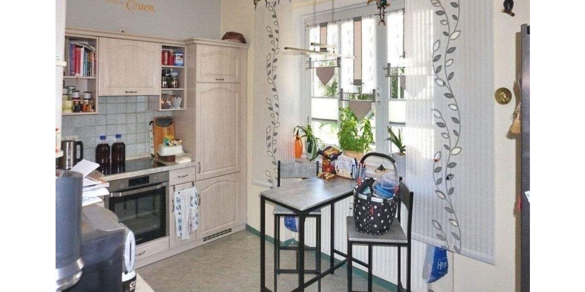 Einfamilienhaus Markneukirchen - 9 Zimmer, 245 m&sup2;, 185.000&euro; | Angebot:25662090