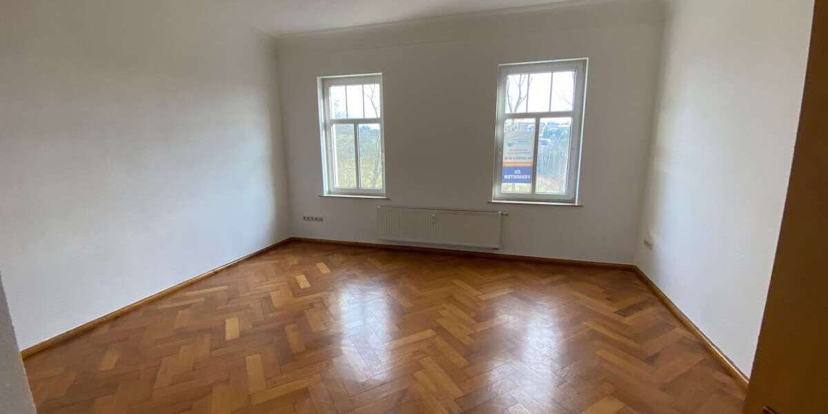 Etagenwohnung Reichenbach im Vogtland Mylau - 2 Zimmer, 72 m&sup2;, 275&euro; | Angebot:9418355