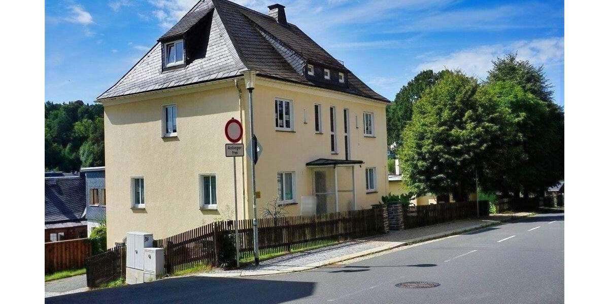 Einfamilienhaus Markneukirchen - 9 Zimmer, 245 m&sup2;, 185.000&euro; | Angebot:25662090