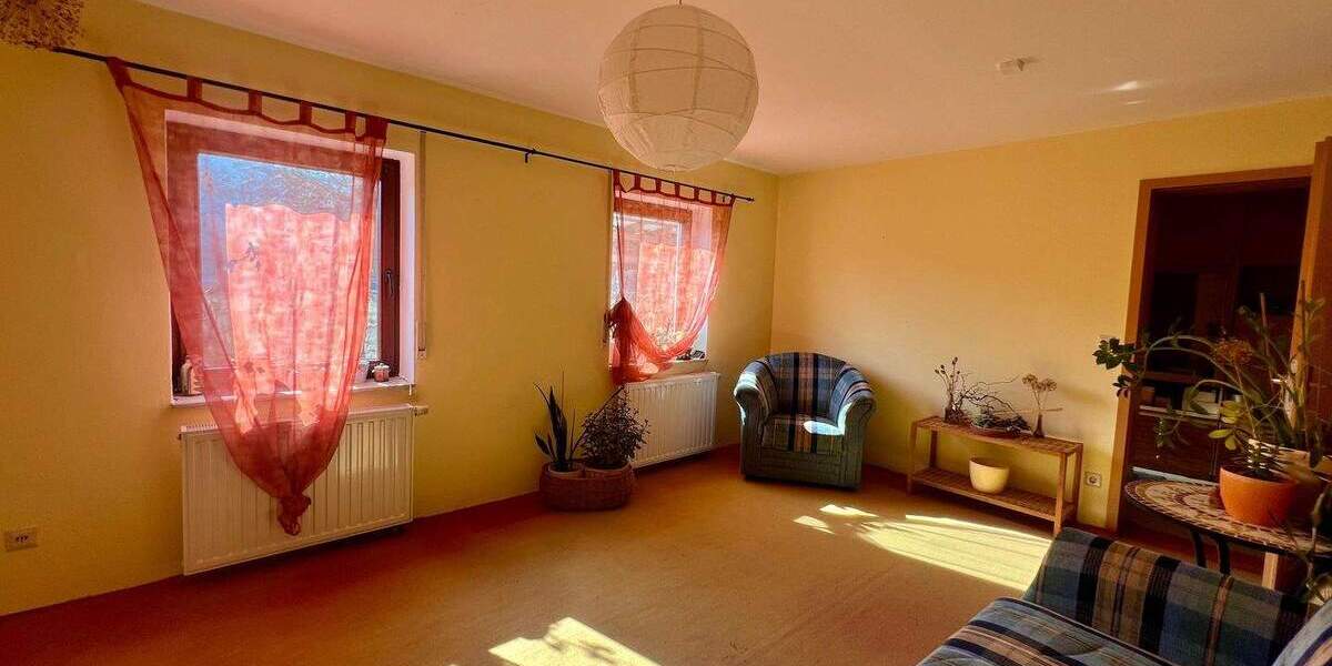 Einfamilienhaus Klingenthal Zwota-Zechenbach - 5 Zimmer, 162 m&sup2;, 310.000&euro; | Angebot:25837923