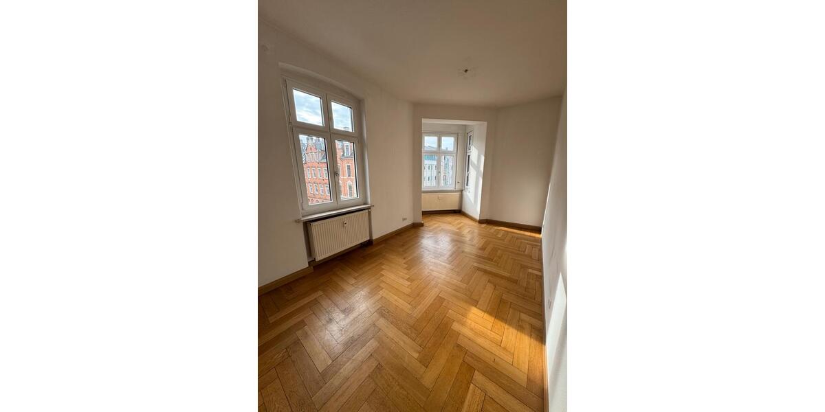 Etagenwohnung Greiz - 2 Zimmer, 60 m&sup2;, 280&euro; | Angebot:25352761