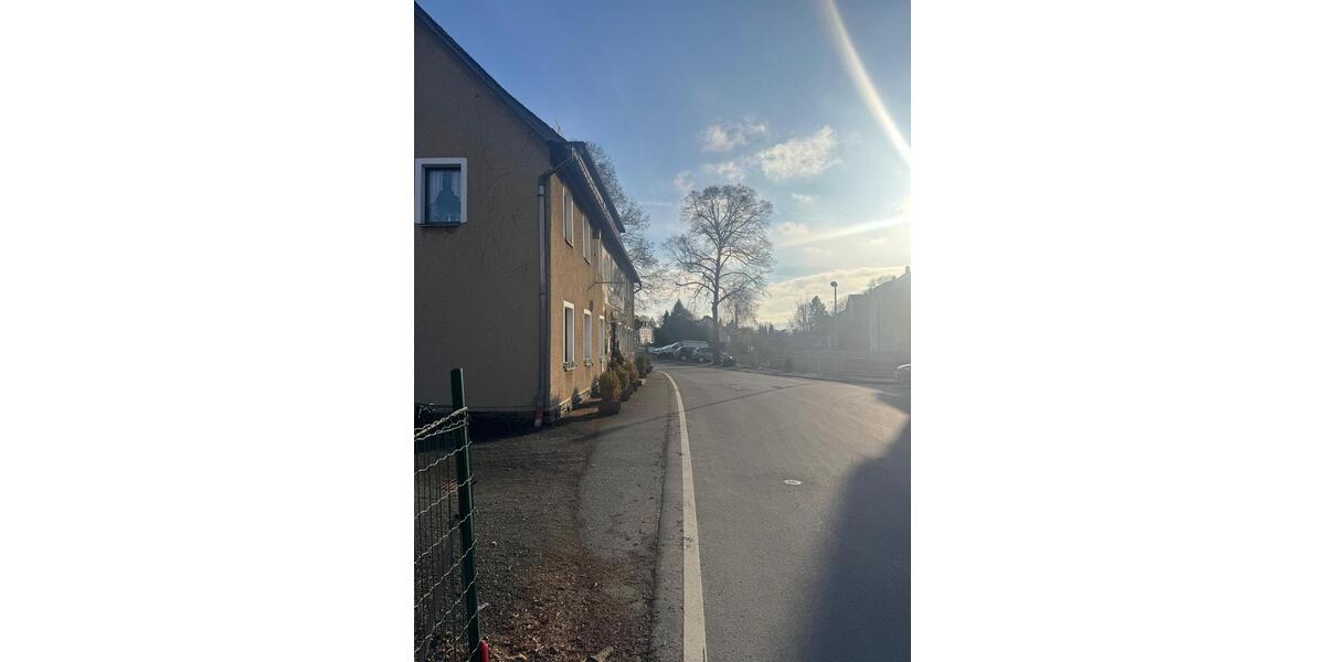 Einfamilienhaus Treuen - 3 Zimmer, 180 m&sup2;, 180.000&euro; | Angebot:25278784