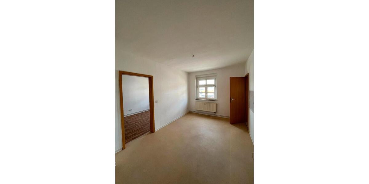 Etagenwohnung Reichenbach im Vogtland - 2 Zimmer, 51 m&sup2;, 199&euro; | Angebot:8815594