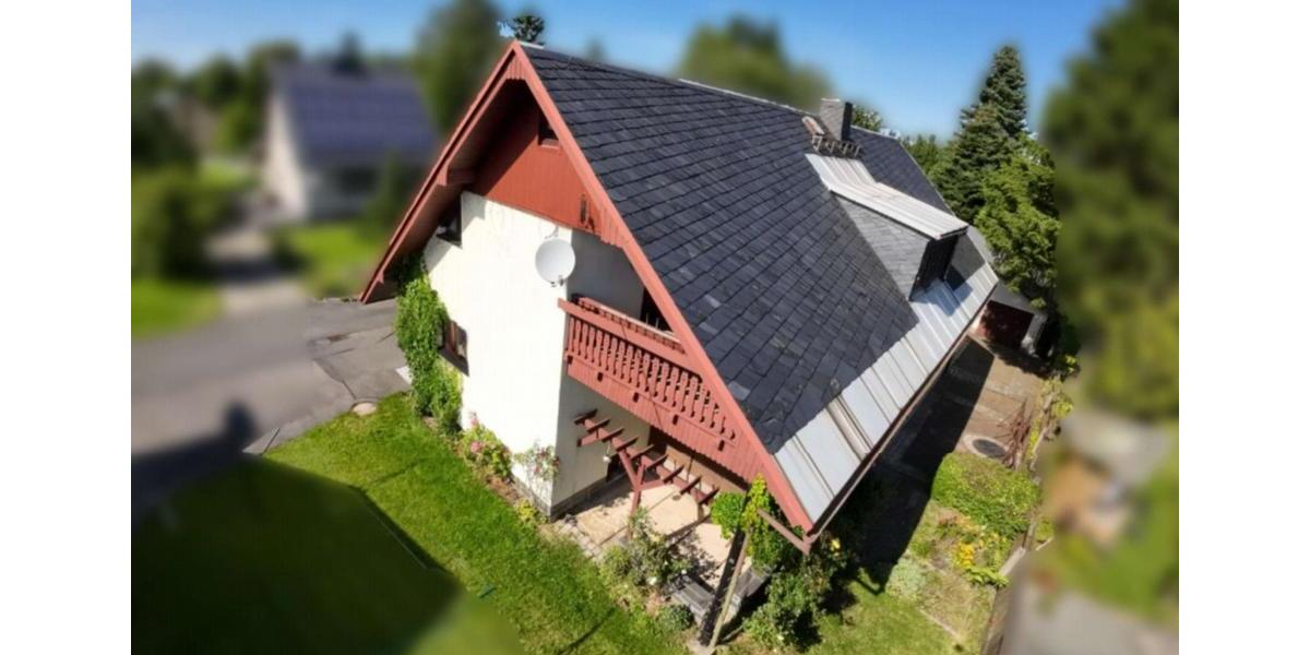 Einfamilienhaus Falkenstein/Vogtland Vogtland - 9 Zimmer, 230 m&sup2;, 260.000&euro; | Angebot:24464955