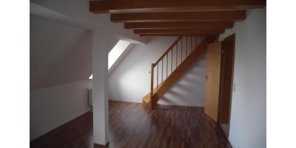 Maisonettenwohnung Reichenbach im Vogtland - 2 Zimmer, 61 m&sup2;, 280&euro; | Angebot:25319800