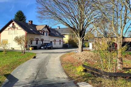 Haus Regnitzlosau - 7 Zimmer, 180 m&sup2;, 65.000&euro; | Angebot:25108270