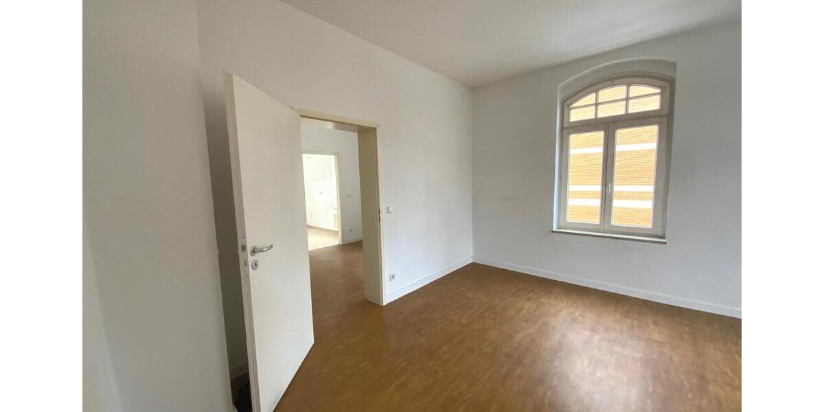 Etagenwohnung Plauen - 2 Zimmer, 52 m&sup2;, 310&euro; | Angebot:25079461