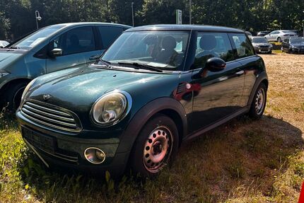 Mini Cooper 184.175 km 1.950 &euro; Mylau 08499