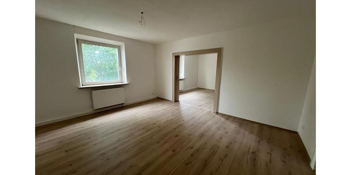 Etagenwohnung Hof Neuhof - 3 Zimmer, 87 m&sup2;, 610&euro; | Angebot:22441541