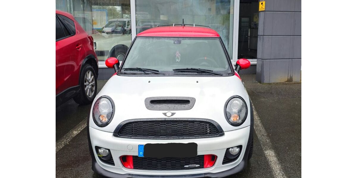 Mini John Cooper Works 84.200 km 12.999 &euro; Rehau 95111