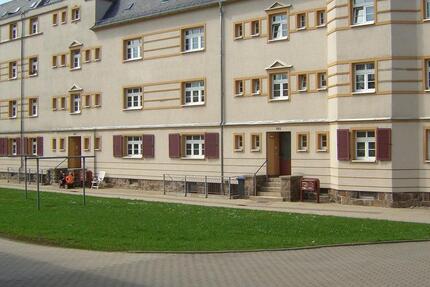 Wohnung Reichenbach im Vogtland - 2 Zimmer, 51 m&sup2;, 199&euro; | Angebot:8815594