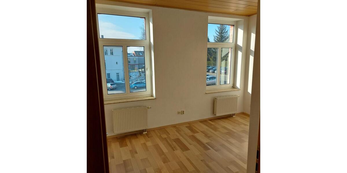 Etagenwohnung Treuen - 1 Zimmer, 41 m&sup2;, 210&euro; | Angebot:25933578