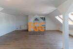Dachgeschoßwohnung Auerbach/Vogtland Vogtland - 4 Zimmer, 112 m&sup2;, 550&euro; | Angebot:22096780