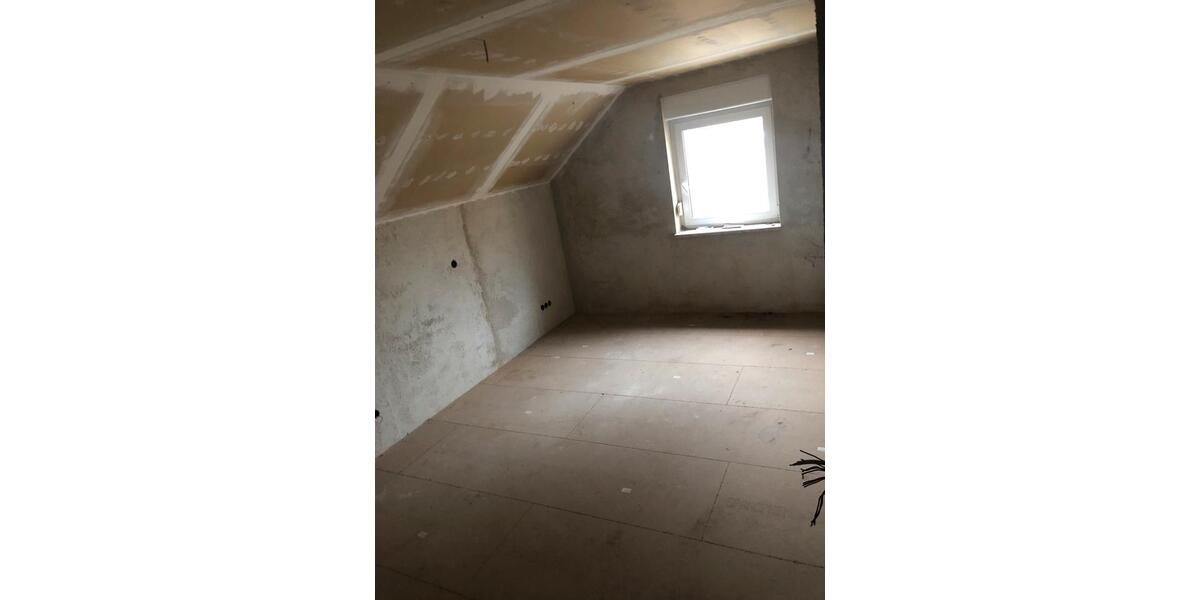 Einfamilienhaus Rodewisch - 7 Zimmer, 165 m&sup2;, 62.899&euro; | Angebot:25864210