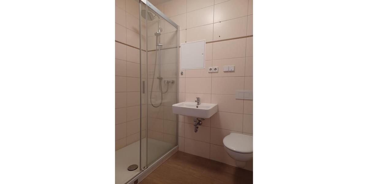 Etagenwohnung Plauen Alt Chrieschwitz - 2 Zimmer, 51 m&sup2;, 344&euro; | Angebot:23728208