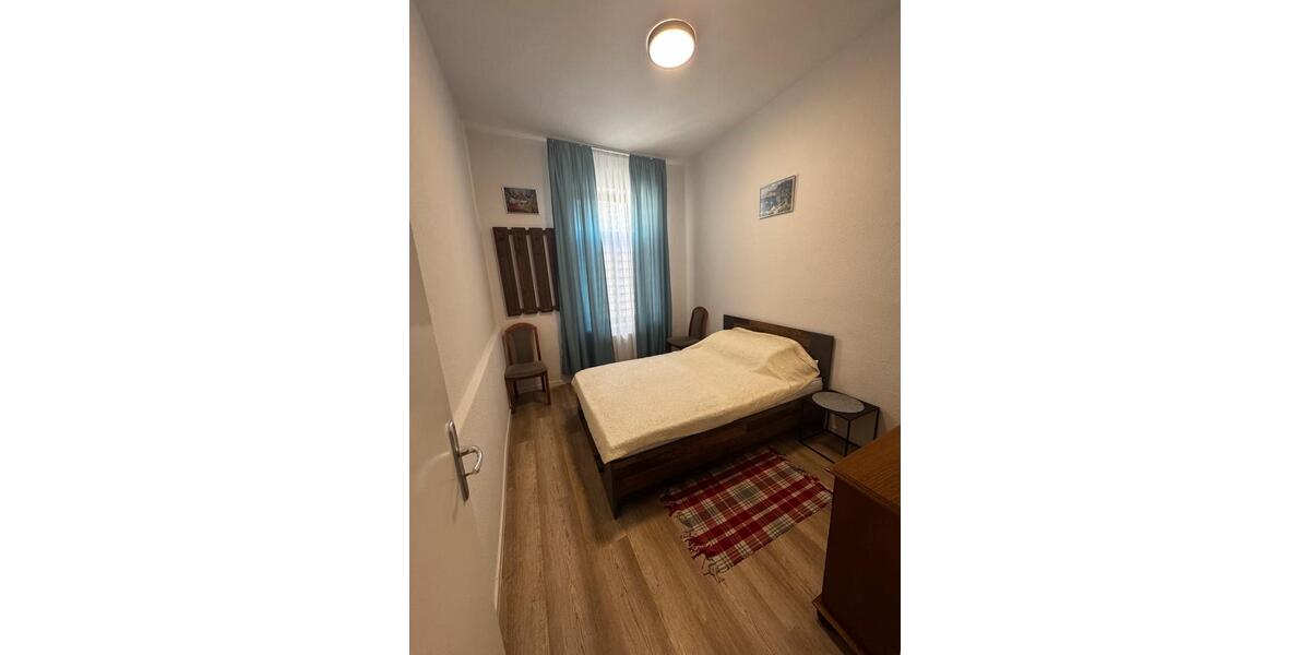 Etagenwohnung Plauen Altstadt - 4 Zimmer, 95 m&sup2;, 107.000&euro; | Angebot:26775973