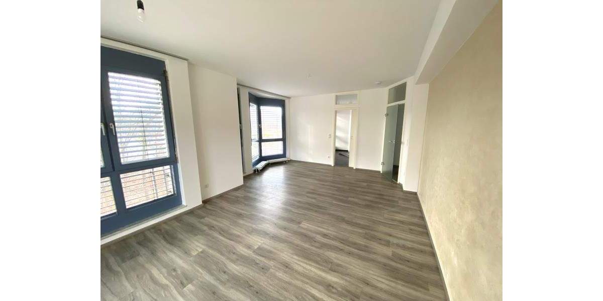 Etagenwohnung Plauen Chrieschwitz - 3 Zimmer, 83 m&sup2;, 510&euro; | Angebot:25819924