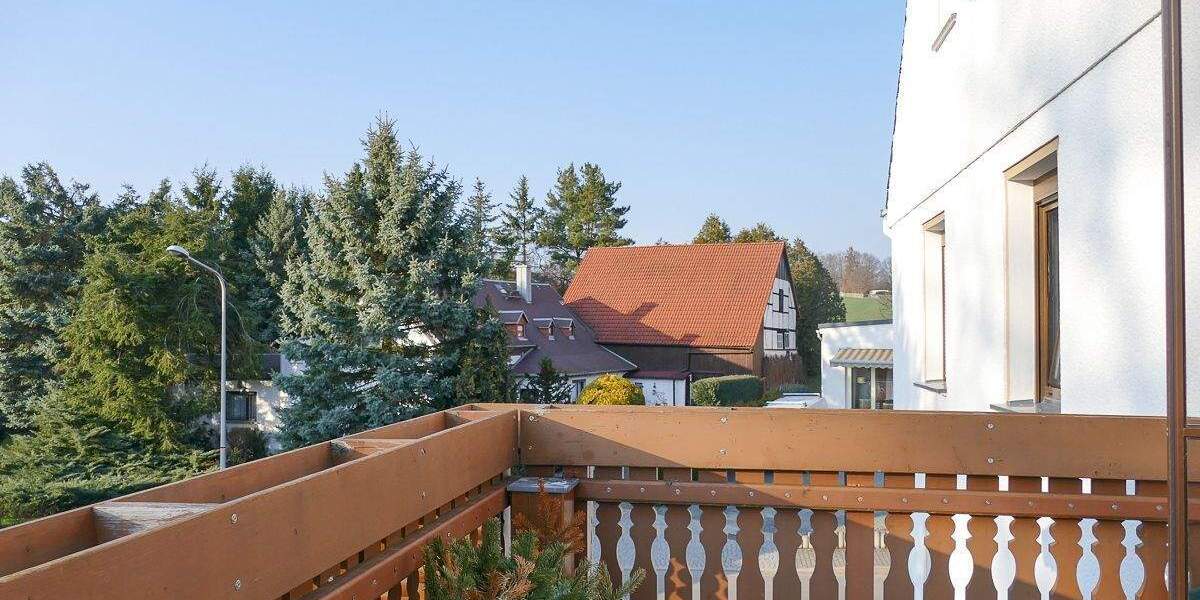 Etagenwohnung Greiz Reinsdorf - 6 Zimmer, 120 m&sup2;, 650&euro; | Angebot:25666532