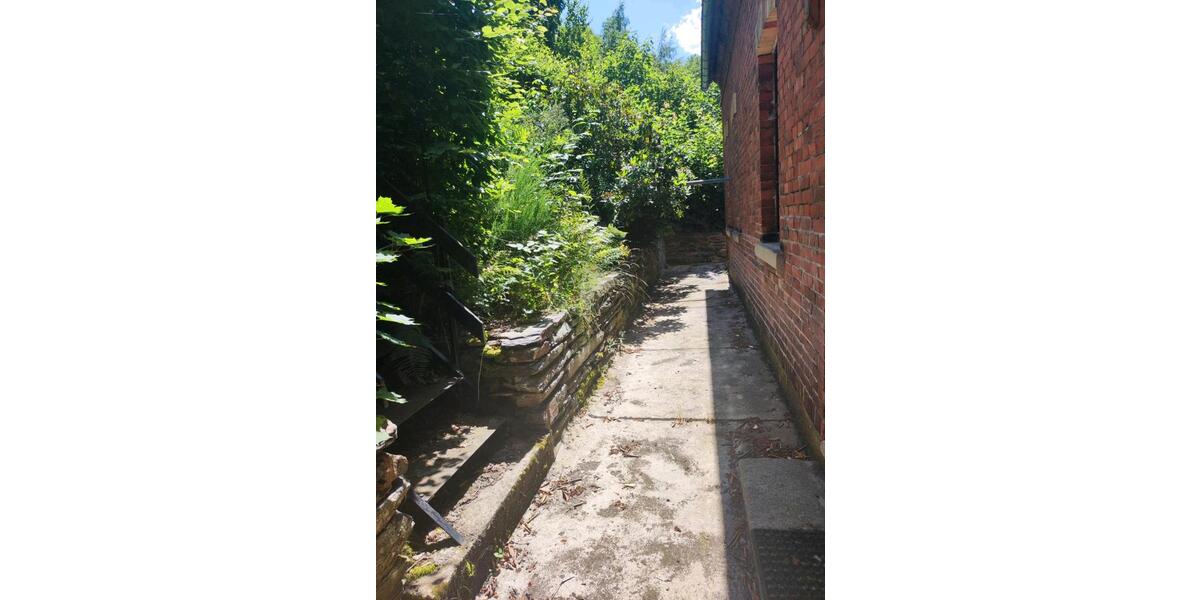 Mehrfamilienhaus, Wohnhaus Klingenthal - 5 Zimmer, 200 m&sup2;, 35.000&euro; | Angebot:25571144