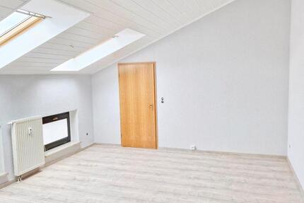 Wohnung Reichenbach im Vogtland - 4.5 Zimmer, 127 m&sup2;, 610&euro; | Angebot:25275050