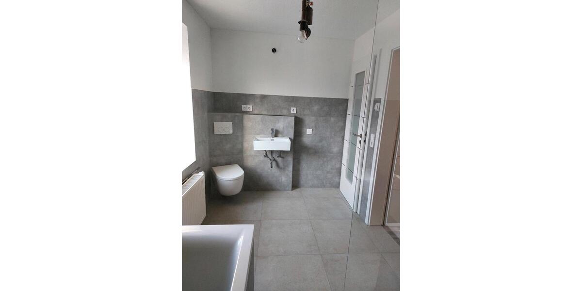 Reihenhaus Greiz - 4 Zimmer, 118 m&sup2;, 890&euro; | Angebot:25979044