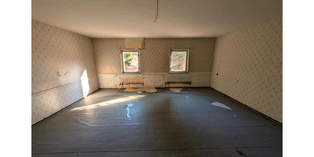 Mehrfamilienhaus, Wohnhaus Muldenhammer - 30 Zimmer, 2.400 m&sup2;, 80.000&euro; | Angebot:25879602