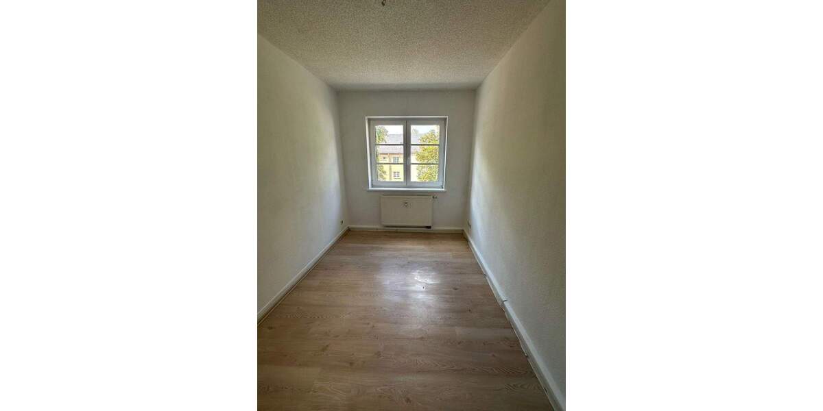 Etagenwohnung Plauen Reusa - 3 Zimmer, 62 m&sup2;, 31.000&euro; | Angebot:25688655