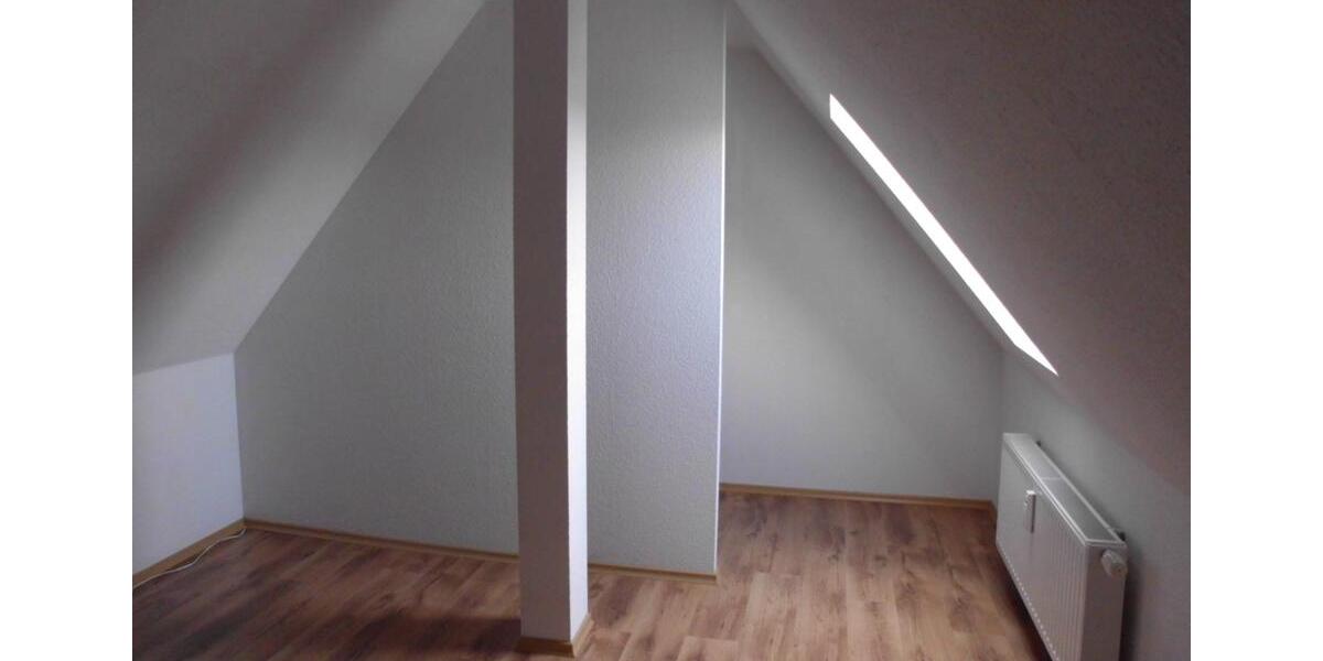 Maisonettenwohnung Reichenbach im Vogtland - 2 Zimmer, 61 m&sup2;, 280&euro; | Angebot:25319800