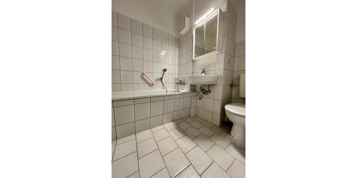 Etagenwohnung Oelsnitz (Vogtland) - 1 Zimmer, 34 m&sup2;, 255&euro; | Angebot:25762684