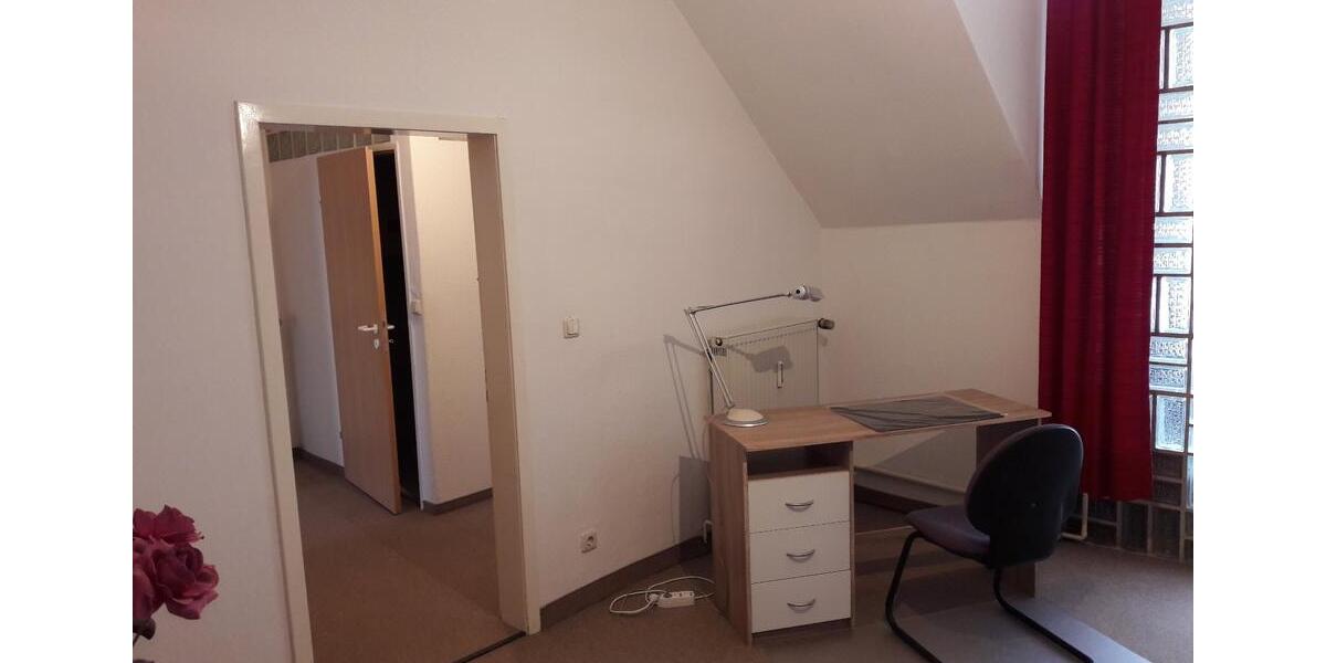 Etagenwohnung Hof Altstadt - 3 Zimmer, 68 m&sup2;, 495&euro; | Angebot:25321421