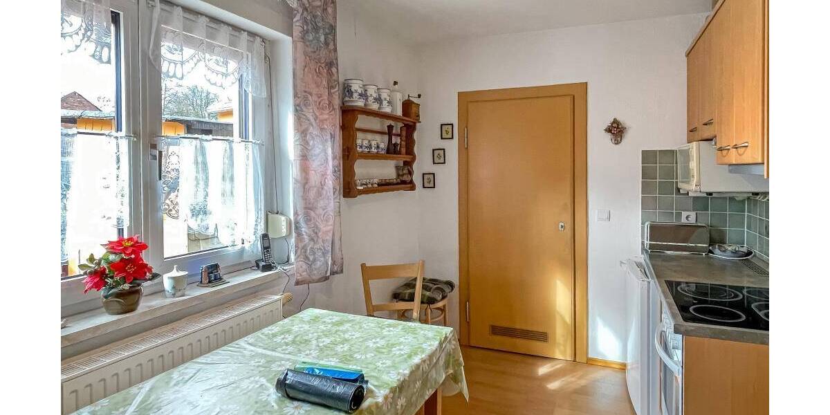 Einfamilienhaus Gefell - 7 Zimmer, 147 m&sup2;, 49.900&euro; | Angebot:26220022