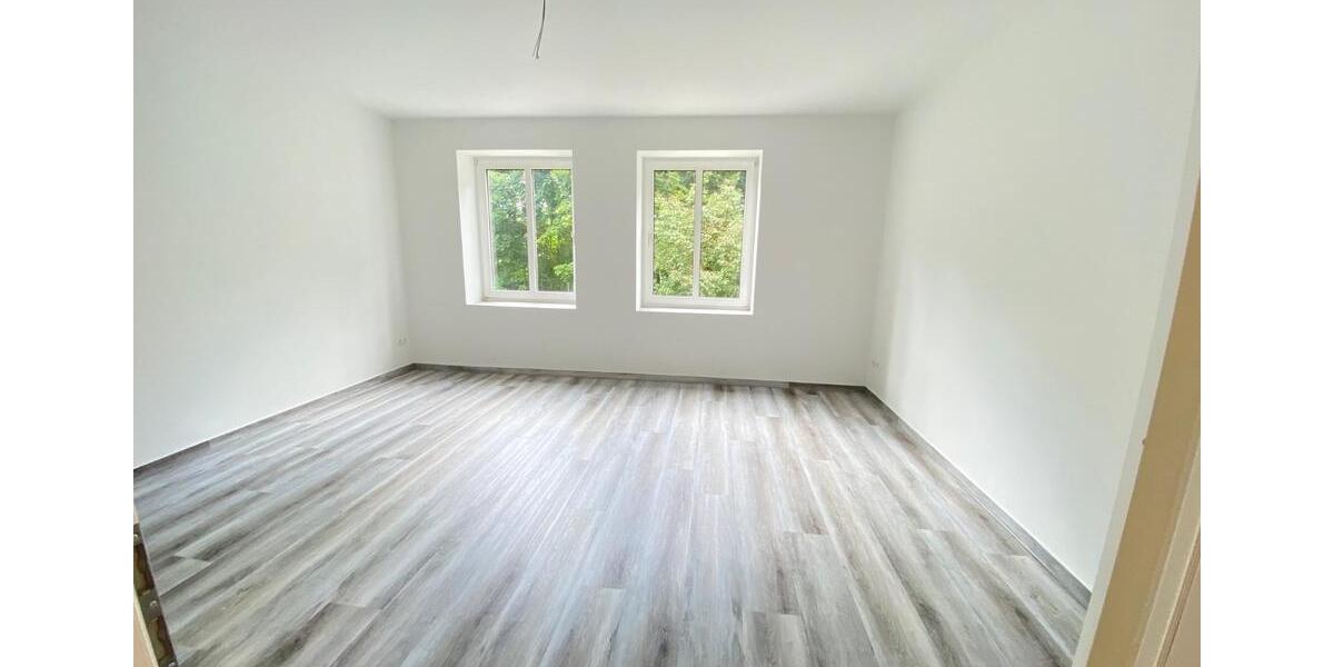Etagenwohnung Plauen Bahnhofsvorstadt - 7 Zimmer, 175 m&sup2;, 1.499&euro; | Angebot:20832866