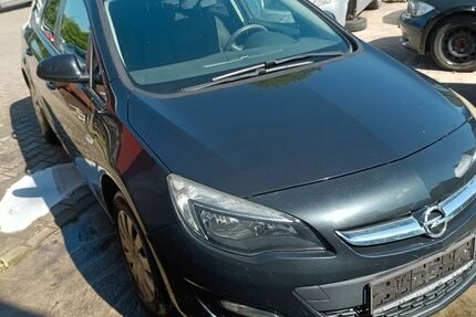 Opel Astra 153.000 km 2.200 &euro; Reichenbach im Vogtland 08468