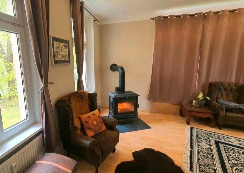 Villa Pausa-Mühltroff Mühltroff - 9 Zimmer, 320 m&sup2;, 2.500&euro; | Angebot:26365581