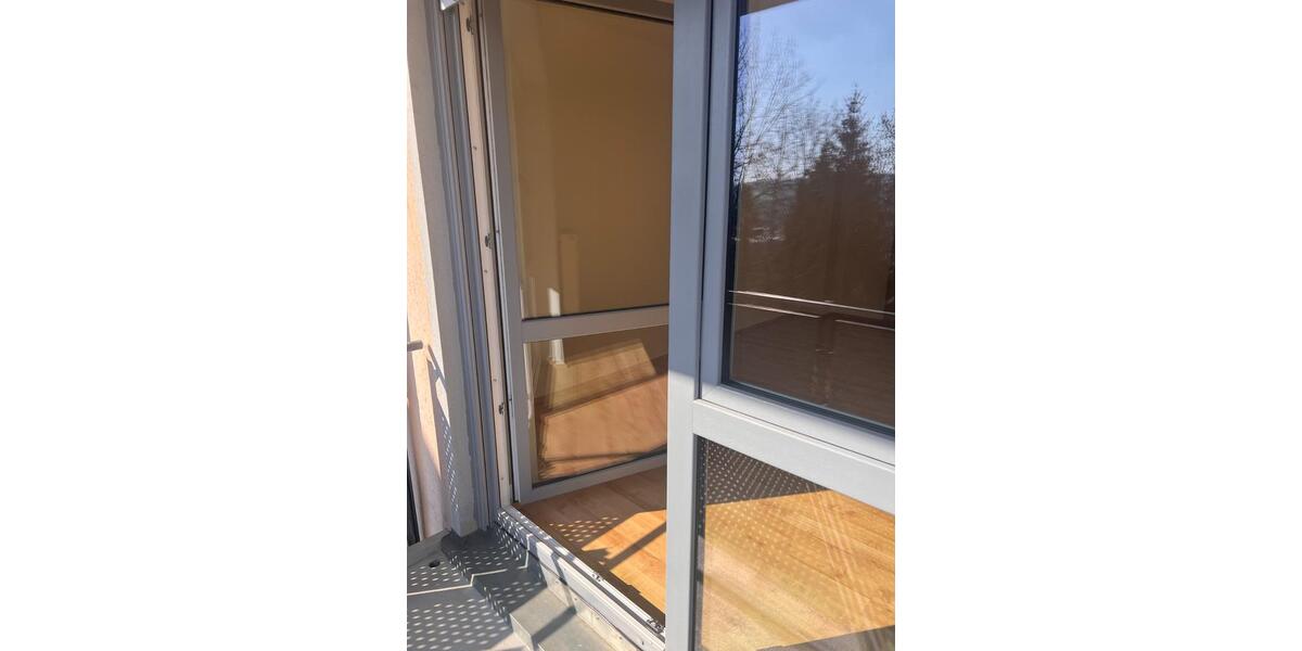 Etagenwohnung Plauen - 2 Zimmer, 59 m&sup2;, 339&euro; | Angebot:25866317