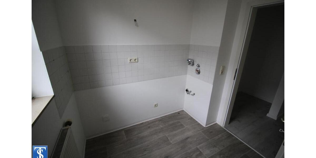 Etagenwohnung Plauen Alt Chrieschwitz - 1 Zimmer, 34 m&sup2;, 200&euro; | Angebot:23602094