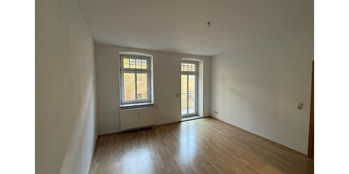 Etagenwohnung Greiz - 3 Zimmer, 79 m&sup2;, 465&euro; | Angebot:26050264