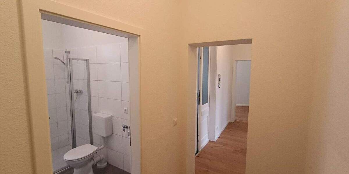 Etagenwohnung Reichenbach im Vogtland Reichenbach - 3 Zimmer, 66 m&sup2;, 400&euro; | Angebot:25769865